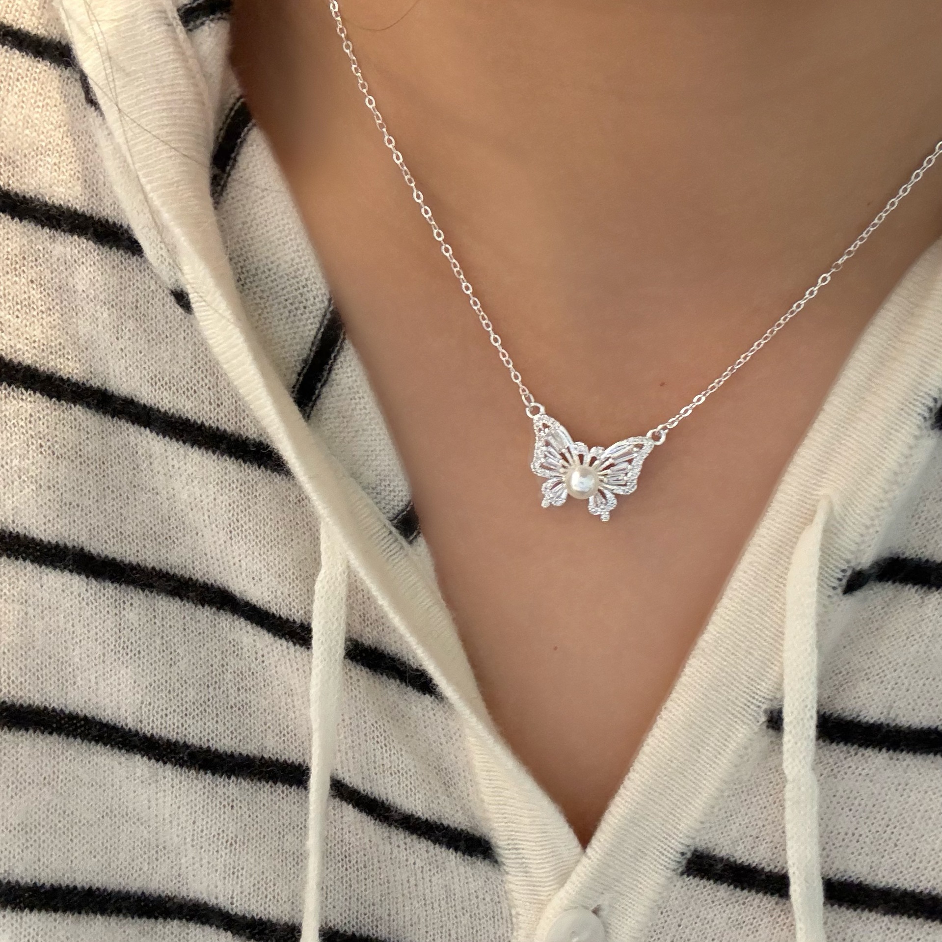 Butterfly Pendant Necklace - Stijlvolle parel vlinder hanger ketting, zoete,