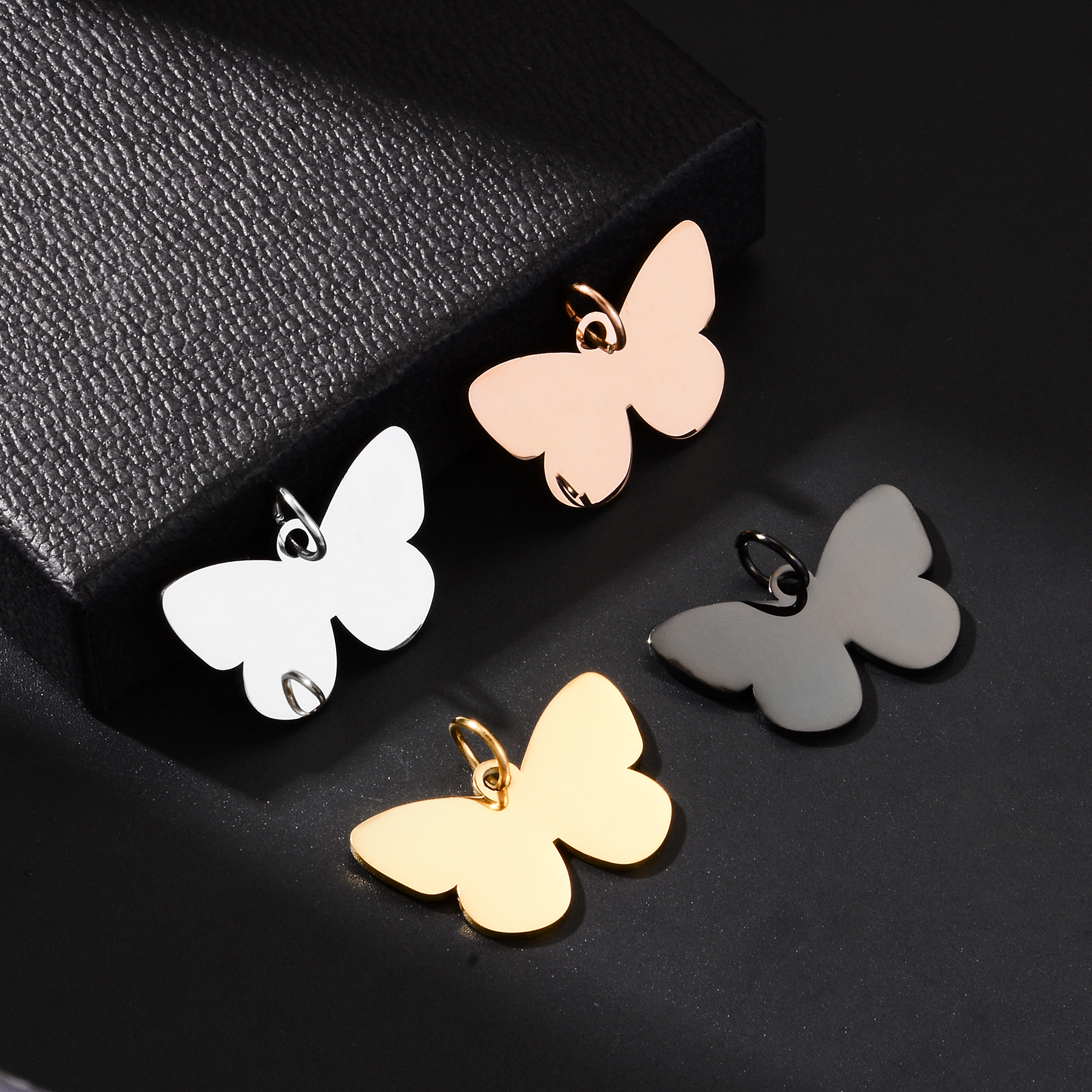 10 stks/partij roestvrijstalen - Butterfly Pendant Necklace recensie en prijs