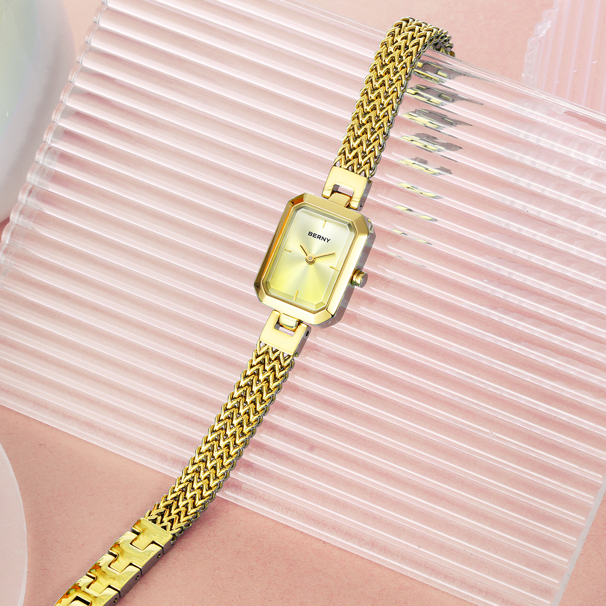 Berny Gold Horloge Voor Vrouwe - Jewelry Like Watches recensie en prijs