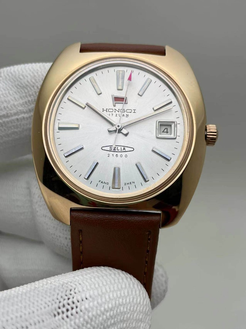 Red Flag merkhorloge, roségoud - Rose Gold Bracelet recensie en prijs