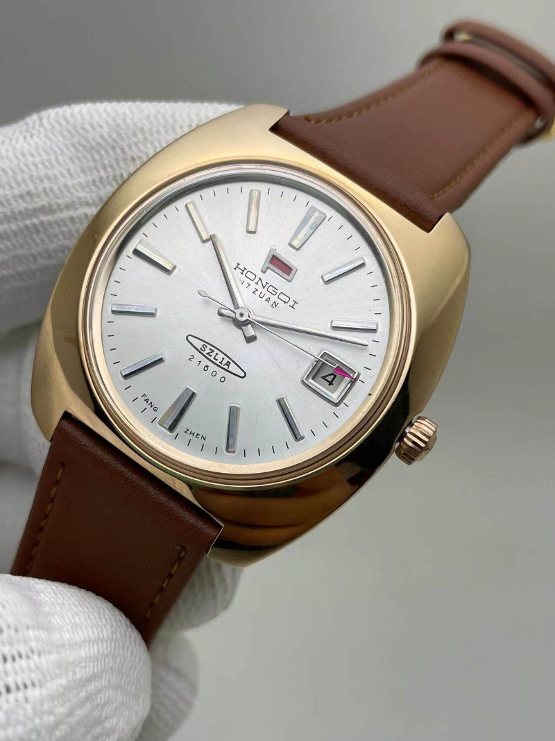 Red Flag merkhorloge, roségoud - Rose Gold Bracelet recensie en prijs