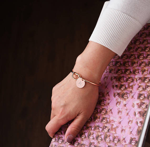 Duoying Gegraveerde Letters Ar - Rose Gold Bracelet recensie en prijs
