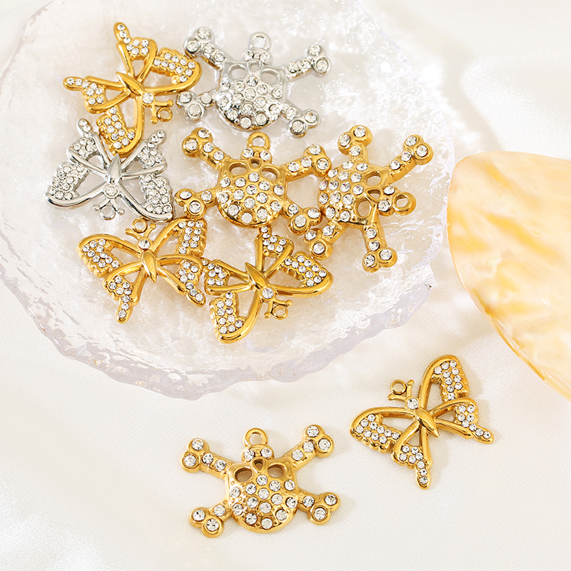 4 stuks roestvrij staal holle  - Butterfly Pendant Necklace recensie en prijs